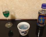 色が変化するブルーの水割り作り方6写真