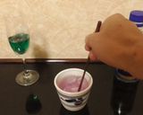 色が変化するブルーの水割り作り方7写真