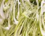 簡単ネギまみれ!冷し塩ラーメン作り方1写真
