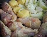 手羽元とじゃが芋の肉じゃが♪食べごたえ◎作り方3写真