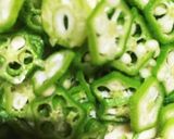 サッポロ一番醤油で山芋とオクラのWネバ作り方1写真