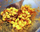 電子レンジおつまみ！カレー味コーンバター作り方2写真