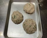 簡単ヘルシー！卵不使用の鶏肉ハンバーグ作り方6写真