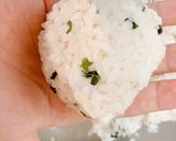チーズとろ〜り！シャケわかめおにぎり作り方9写真