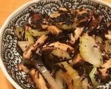 ひじきとセロリしいたけのバター醤油麹炒め作り方6写真