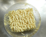 豚しゃぶと大根おろしの冷やしラーメン作り方3写真