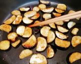 絶品鍋しぎ（なすと豚ロースの味噌炒め）作り方2写真