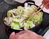 簡単★すき焼きリメイク白菜の巣ごもり卵丼作り方1写真