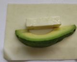 アボカドとチーズの餃子の皮包み揚げ作り方4写真