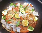 超簡単！夏野菜と豚肉のオーロラソース炒め作り方6写真
