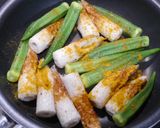 簡単！オクラとちくわのカレーソテー作り方3写真