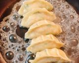 我が家の味濃いめ！褒められ餃子♡作り方10写真