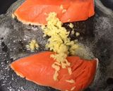 お弁当用☆バター香る鮭そぼろ作り方1写真