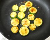 夏☆梅干しで！ズッキーニの梅肉照り焼き。作り方6写真