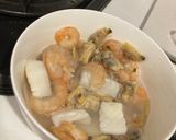 トッポギとシーフードミックスの醤油レモン作り方1写真