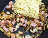アカヤマドリの焼きそば（美味～山メシに）作り方7写真