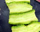 ☆ごま油香るゴーヤの塩昆布和え☆作り方1写真