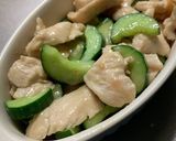 きゅうりと鶏胸肉の炒め物。作り方6写真