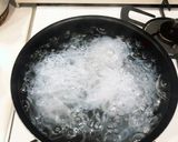 豚こまと糸こんにゃくの煮物作り方2写真