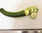夏バテにも!さっぱりズッキーニ梅肉和え!作り方1写真