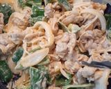 ワインに合う♪豚肉ピーマンのハリッサ炒め作り方7写真