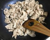 ながいもと豚バラの炒め味噌煮作り方3写真