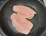 ビタミンDを補給！カジキのアヒージョ風作り方1写真