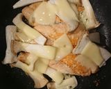 超お手抜き☆簡単！鮭きのこチーズ蒸し焼き作り方2写真