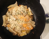 超お手抜き☆簡単！鮭きのこチーズ蒸し焼き作り方3写真