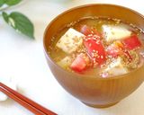 トマトと豆腐の冷やしみそ汁作り方4写真