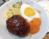 超簡単！ハンバーグリメイク ロコモコ丼！作り方5写真