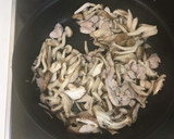 ひと手間で絶品！きのこと鶏の炊き込みご飯作り方4写真