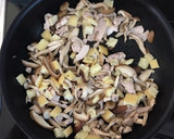ひと手間で絶品！きのこと鶏の炊き込みご飯作り方5写真