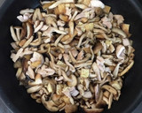 ひと手間で絶品！きのこと鶏の炊き込みご飯作り方6写真
