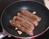 牛肉切り落とし☆巻き巻きステーキ作り方4写真