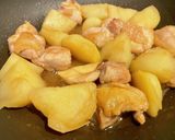鶏肉とじゃがいもの照り煮作り方3写真
