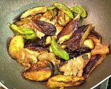 簡単・茄子と万願寺唐辛子の梅肉炒め作り方9写真
