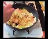 バター香るガーリック上海焼そば作り方6写真