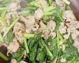 簡単3分！小松菜と豚肉のにんにく醤油炒め作り方6写真