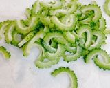 ゴーヤとササミのさっぱり梅肉和え作り方1写真