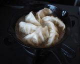 スキレットで羽根付き餃子作り方4写真