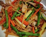 緑黄色野菜とキノコのオイスター炒め！作り方4写真
