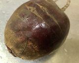 玉ねぎと一緒に漬ける生ビーツのピクルス作り方1写真