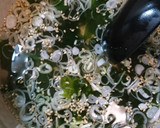 簡単！たっぷりワカメの中華風スープ♪作り方2写真