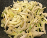 醤油と胡椒だけ！簡単！セロリと牛肉炒め作り方2写真