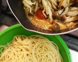 パリッ鶏…しめじとトマトのパスタ作り方7写真