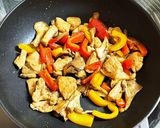 鶏むね肉とパプリカの味噌炒め作り方5写真