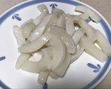 簡単つまみ♡イカとキュウリの塩レモン炒め作り方2写真