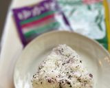 わかめとゆかりのおにぎり作り方6写真
