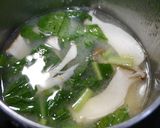 簡単！エリンギと小松菜のお味噌汁作り方4写真